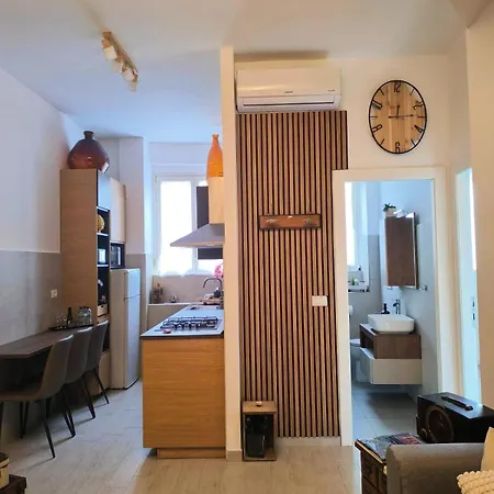Vintage House *