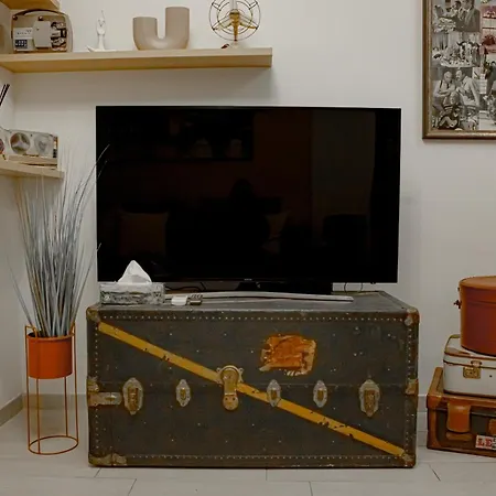 Vintage House Apartment *